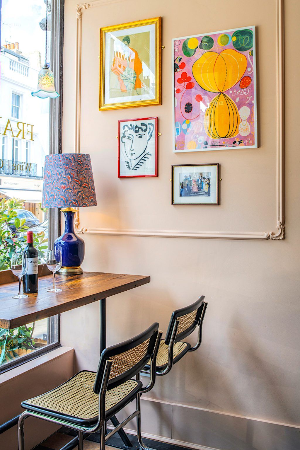 Franklin's Wine Bar Pineapple Interiors